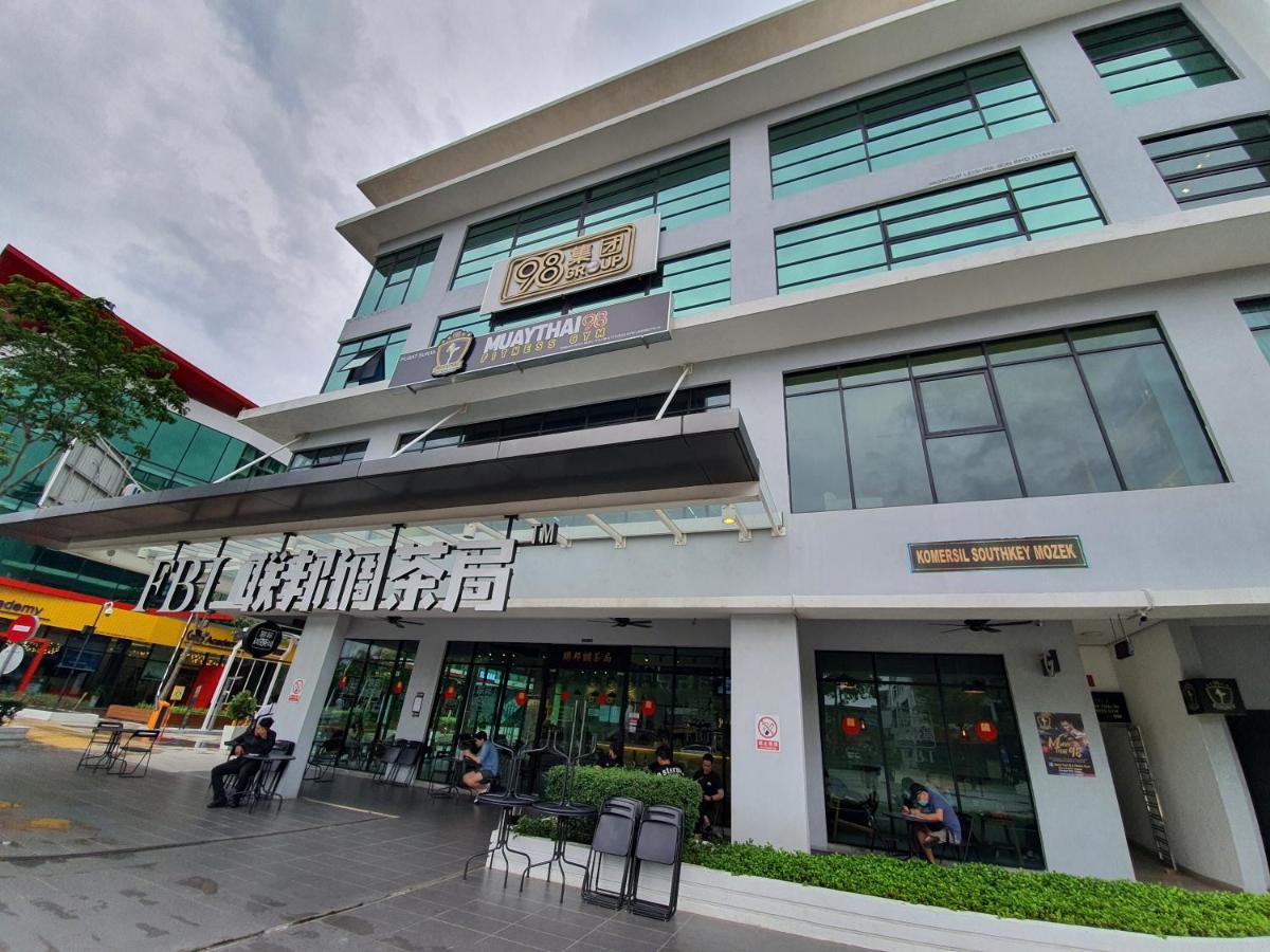 Southkey Mosaic Mid Valley Johor Bahru Apartment Exterior photo